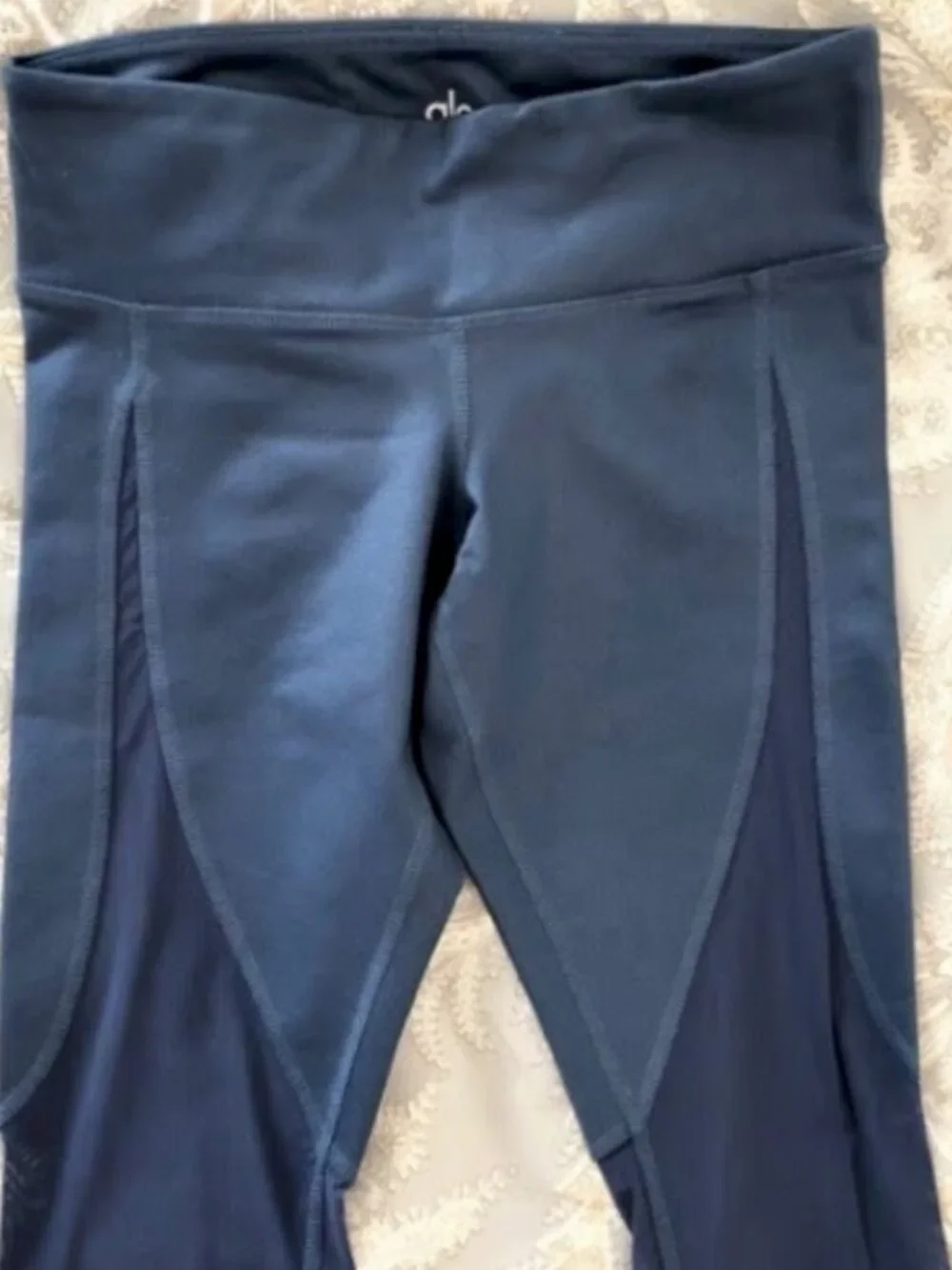 ALO Yoga sleek high